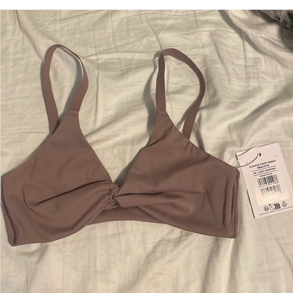 Two front tie Gymshark bras. - Picture 6 of 6